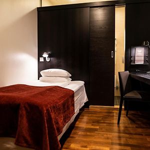 Single Room without Window
